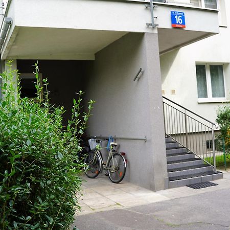 Nice Apartament With Small Tub Varsóvia Exterior foto