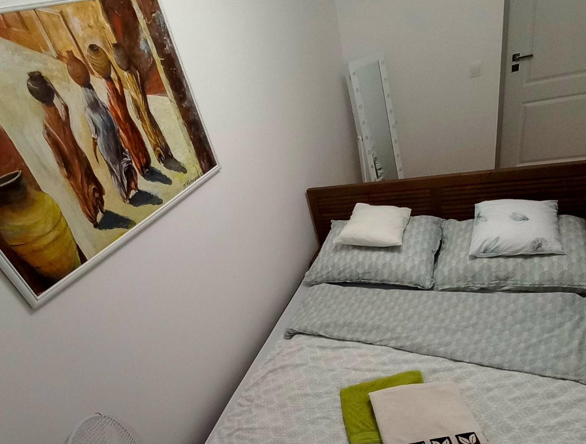 Nice Apartament With Small Tub Varsóvia Exterior foto